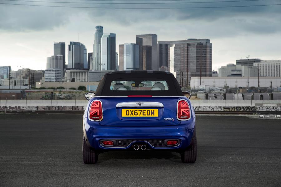  Mini Cooper S Cabrio (F57) 2018 года  (WW) (фото 144 из 222)